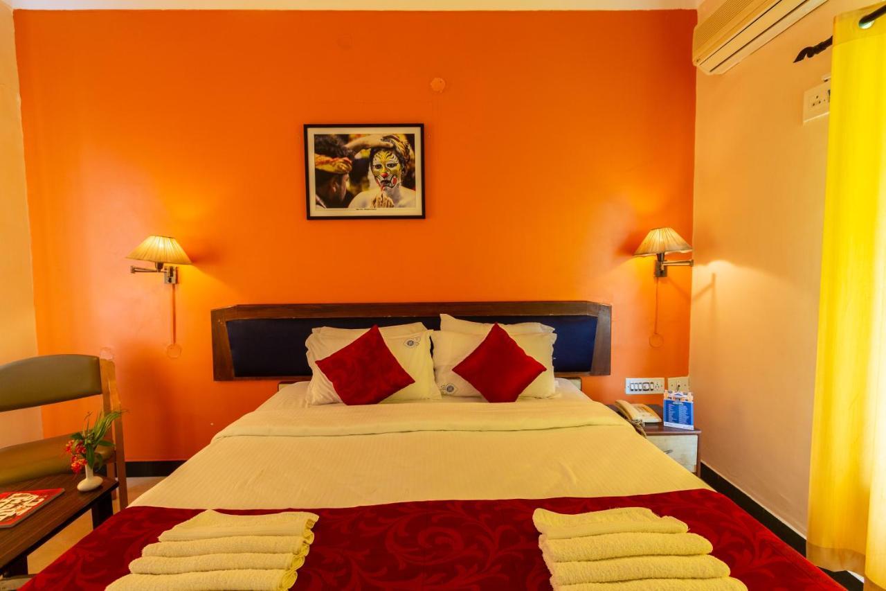 Kstdc Hotel Mayura Bhuvaneshwari Kamalapur ハンピ エクステリア 写真