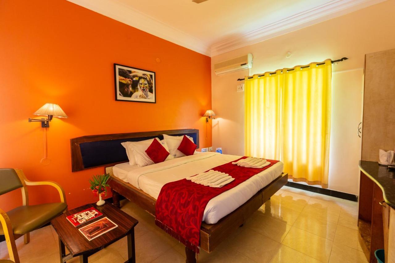Kstdc Hotel Mayura Bhuvaneshwari Kamalapur ハンピ エクステリア 写真