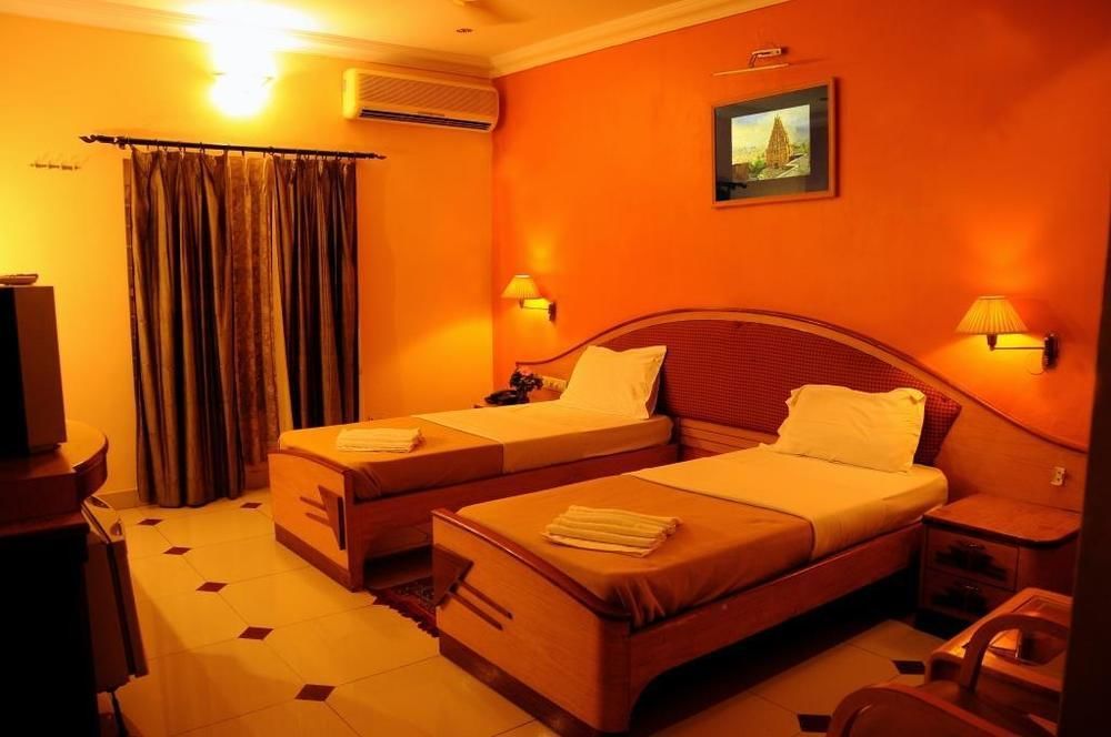 Kstdc Hotel Mayura Bhuvaneshwari Kamalapur ハンピ エクステリア 写真