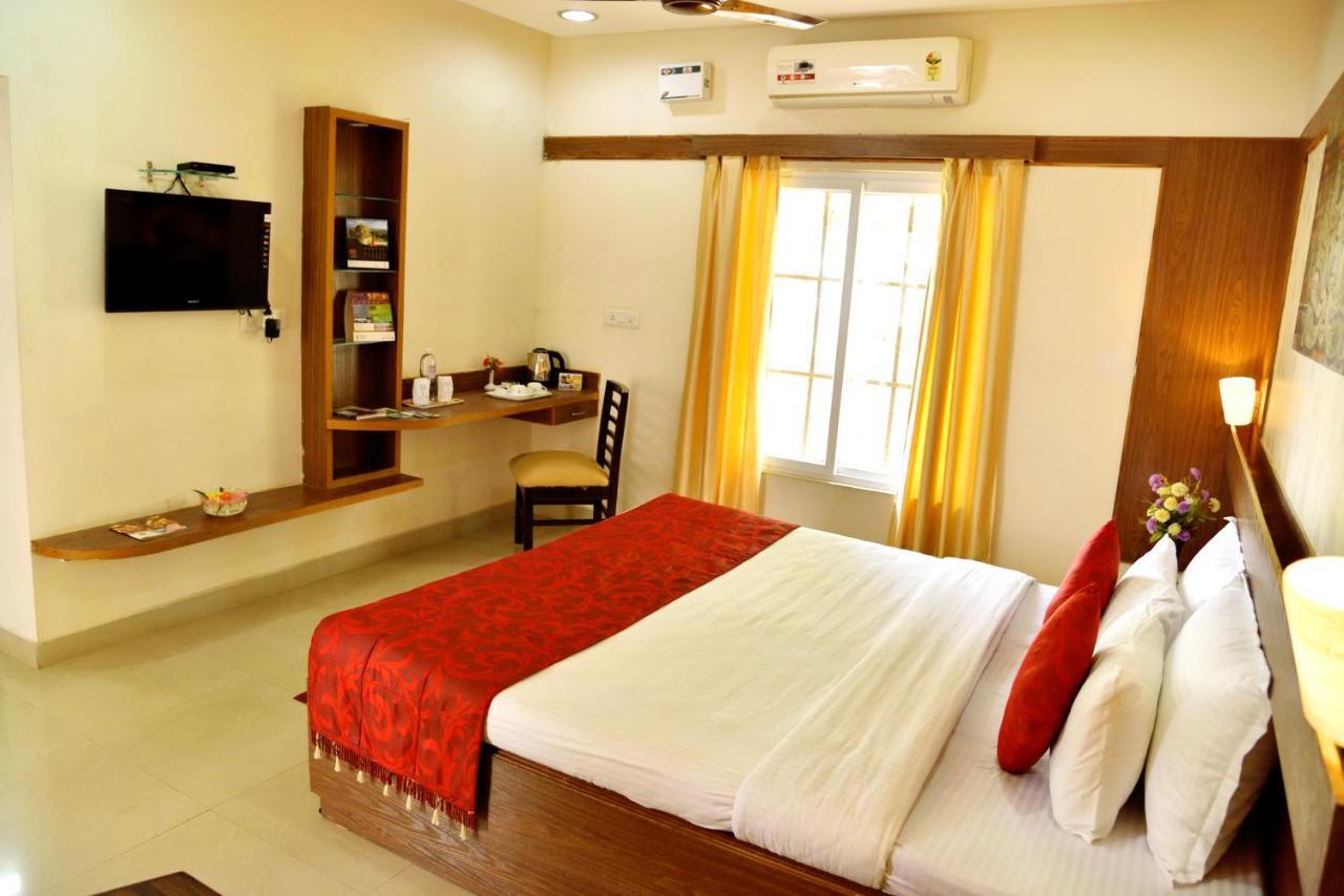 Kstdc Hotel Mayura Bhuvaneshwari Kamalapur ハンピ エクステリア 写真